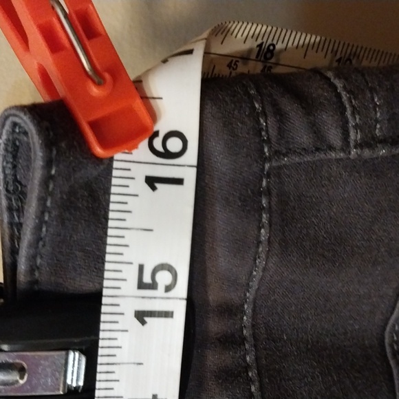 Maurices Grey Jeggings Size L - Picture 8 of 9